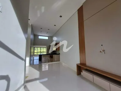 Casa com 3 Quartos à venda, 217m² no Granja Marileusa, Uberlândia