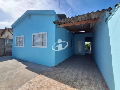 Casa com 4 Quartos para alugar, 124m² no Luizote de Freitas, Uberlândia