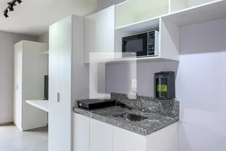 Kitnet com 1 Quarto à venda, 27m² no Santo Amaro, São Paulo