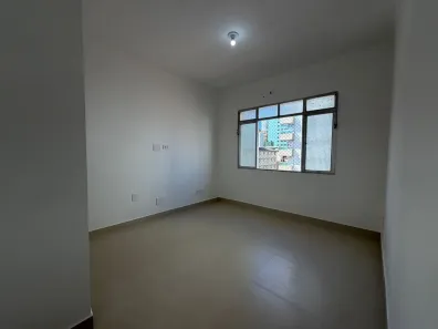 Apartamento com 2 Quartos para alugar, 60m² no Guilhermina, Praia Grande