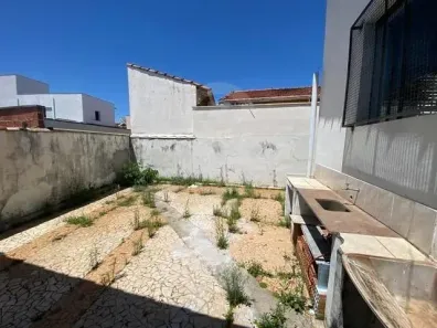 Casa com 2 Quartos para alugar, 100m² no Centro, Mogi Mirim