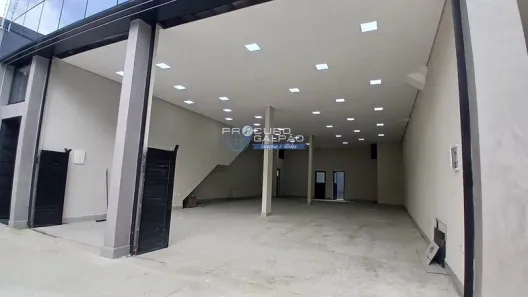 Galpão/Depósito/Armazém para alugar, 230m² no Parque João Ramalho, Santo André