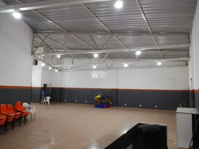 Ponto Comercial para alugar, 115m² no São João, Betim