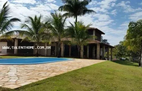 Casa de Condomínio com 4 Quartos à venda, 400m² no Brasília, Londrina