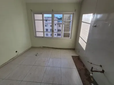 Sala Comercial para alugar, 28m² no Centro, Petrópolis