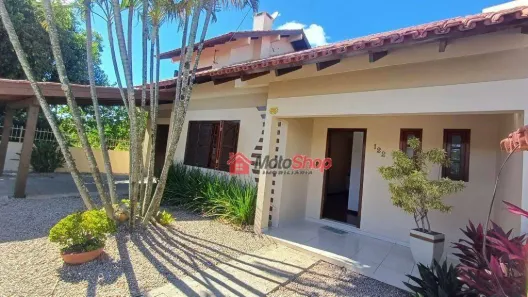 Casa com 3 Quartos à venda, 208m² no Jardim das Avenidas, Araranguá