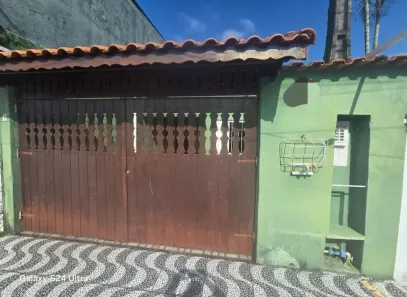 Casa com 2 Quartos à venda, 65m² no Savoy, Itanhaém