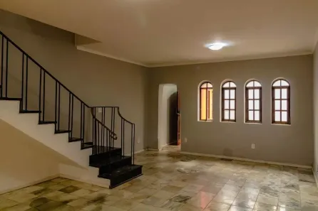 Casa com 3 Quartos à venda, 250m² no Planalto Paulista, São Paulo