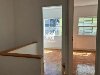 Casa com 3 Quartos para alugar, 150m² no Centro, Atibaia