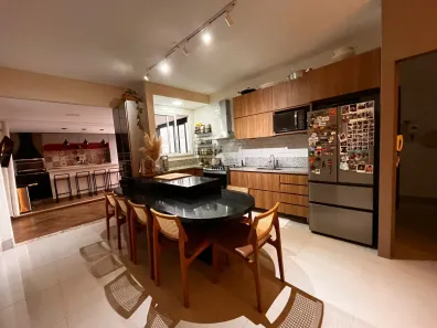 Casa de Condomínio com 3 Quartos à venda, 140m² no Laranjeiras, Uberlândia