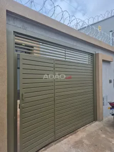 Casa com 2 Quartos à venda, 80m² no Setor Santos Dumont, Goiânia