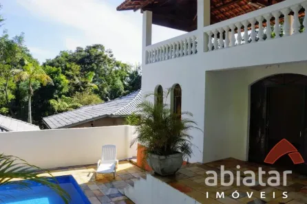 Casa com 4 Quartos à venda, 220m² no Condomínio Iolanda, Taboão da Serra