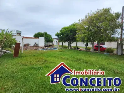 Lote/Terreno à venda, 325m² no Marisul, Imbé