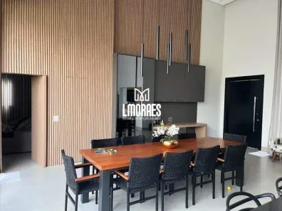 Casa de Condomínio com 3 Quartos à venda, 239m² no Laranjeiras, Uberlândia