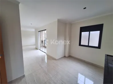 Casa de Condomínio com 2 Quartos à venda, 40m² no Parque Vitória, São Paulo