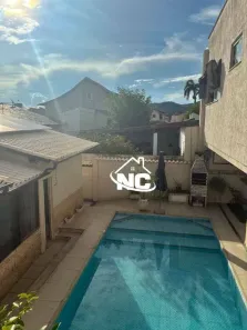 Casa com 4 Quartos à venda, 310m² no Itaipu, Niterói