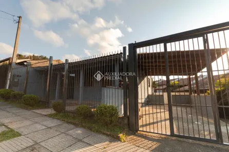 Casa com 3 Quartos à venda, 61m² no Olaria, Canoas