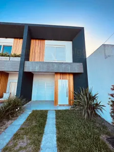 Sobrado com 3 Quartos à venda, 100m² no , Xangri-Lá