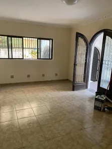 Sobrado com 4 Quartos para venda ou aluguel, 338m² no Boqueirão, Santos