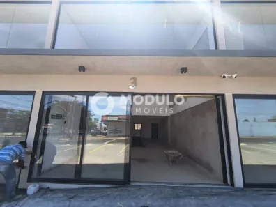 Ponto Comercial para alugar, 151m² no Santa Mônica, Uberlândia