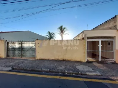 Casa com 2 Quartos para alugar, 150m² no Vila Vista Alegre, São Carlos