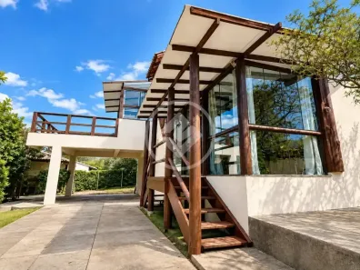 Casa com 3 Quartos à venda, 290m² no Rio Tavares, Florianópolis