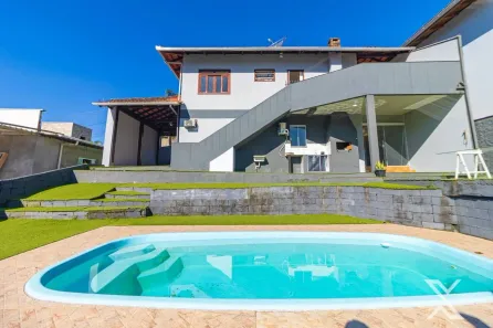 Casa com 5 Quartos à venda, 151m² no Velha Central, Blumenau