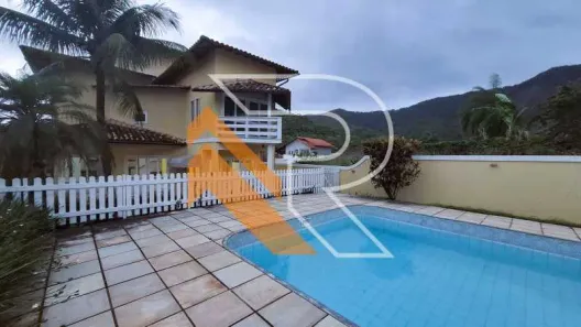 Casa de Condomínio com 4 Quartos à venda, 375m² no Maravista, Niterói