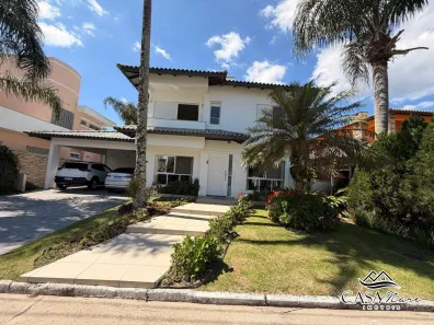 Casa de Condomínio com 3 Quartos à venda, 255m² no Cachoeira do Bom Jesus, Florianópolis