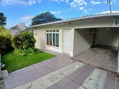 Casa com 3 Quartos para alugar, 180m² no Trindade, Florianópolis