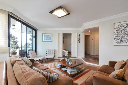 Apartamento com 3 Quartos à venda, 210m² no Moema, São Paulo