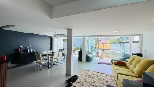Casa com 3 Quartos à venda, 250m² no Piratininga, Niterói
