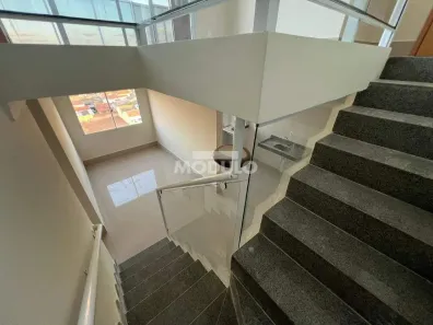 Cobertura com 3 Quartos para alugar, 100m² no Jardim Europa, Uberlândia