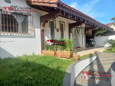 Casa com 3 Quartos à venda, 258m² no Balneário Stella Maris, Peruíbe