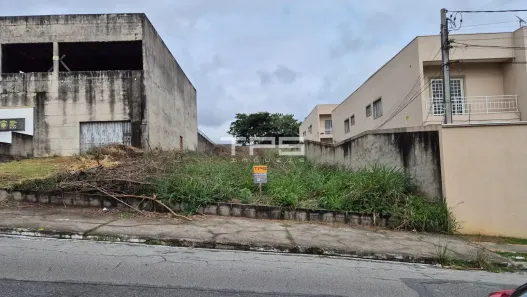 à venda, 782m² no Portal das Colinas, Guaratinguetá