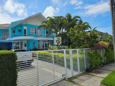 Casa com 3 Quartos à venda, 269m² no Jurerê, Florianópolis
