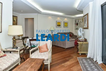 Apartamento com 4 Quartos à venda, 226m² no Aclimação, São Paulo