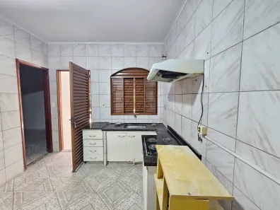 Casa com 3 Quartos para alugar, 100m² no Cidade Vera Cruz, Aparecida de Goiânia