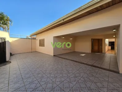 Casa com 3 Quartos para alugar, 206m² no Chácara Machadinho II, Americana
