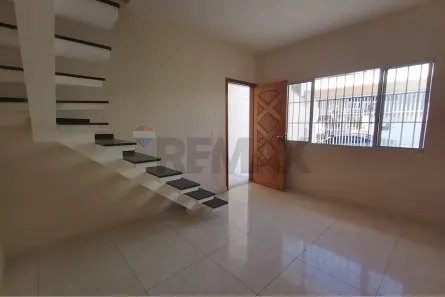 Casa com 3 Quartos para alugar, 150m² no Jardim Santa Clara, Guarulhos