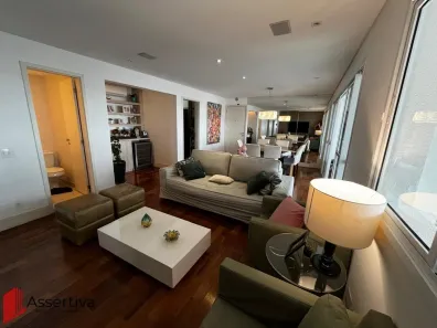 Apartamento com 3 Quartos à venda, 143m² no Vila Gumercindo, São Paulo