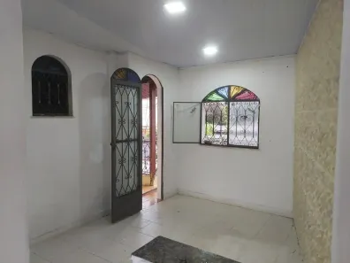 Casa com 3 Quartos à venda, 80m² no Sepetiba, Rio de Janeiro