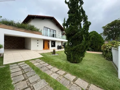 Casa de Condomínio com 5 Quartos à venda, 400m² no Carlos Guinle, Teresópolis