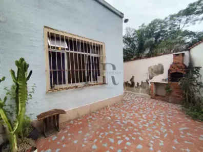 Casa com 2 Quartos à venda, 110m² no Santa Rosa, Niterói