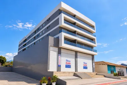 Apartamento com 2 Quartos para alugar, 10m² no Porto da Roça II (Bacaxá), Saquarema