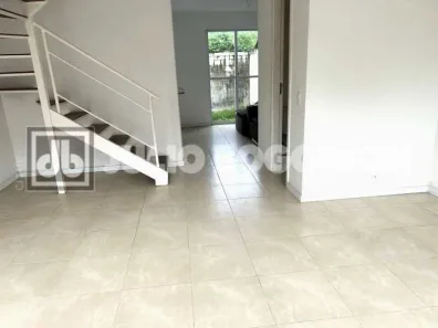 Casa de Condomínio com 3 Quartos à venda, 102m² no Vargem Pequena, Rio de Janeiro