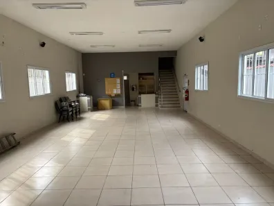 Sala Comercial com 1 Quarto à venda, 162m² no Parque Fernando Jorge, Cubatão