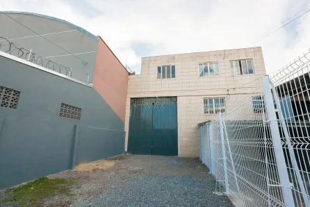 Galpão/Depósito/Armazém para alugar, 168m² no Xaxim, Curitiba