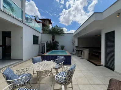 Casa com 3 Quartos à venda, 197m² no Santa Amélia, Belo Horizonte