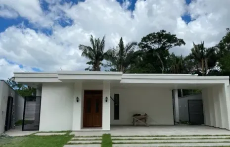 Casa de Condomínio com 4 Quartos à venda, 300m² no Ponta Negra, Manaus